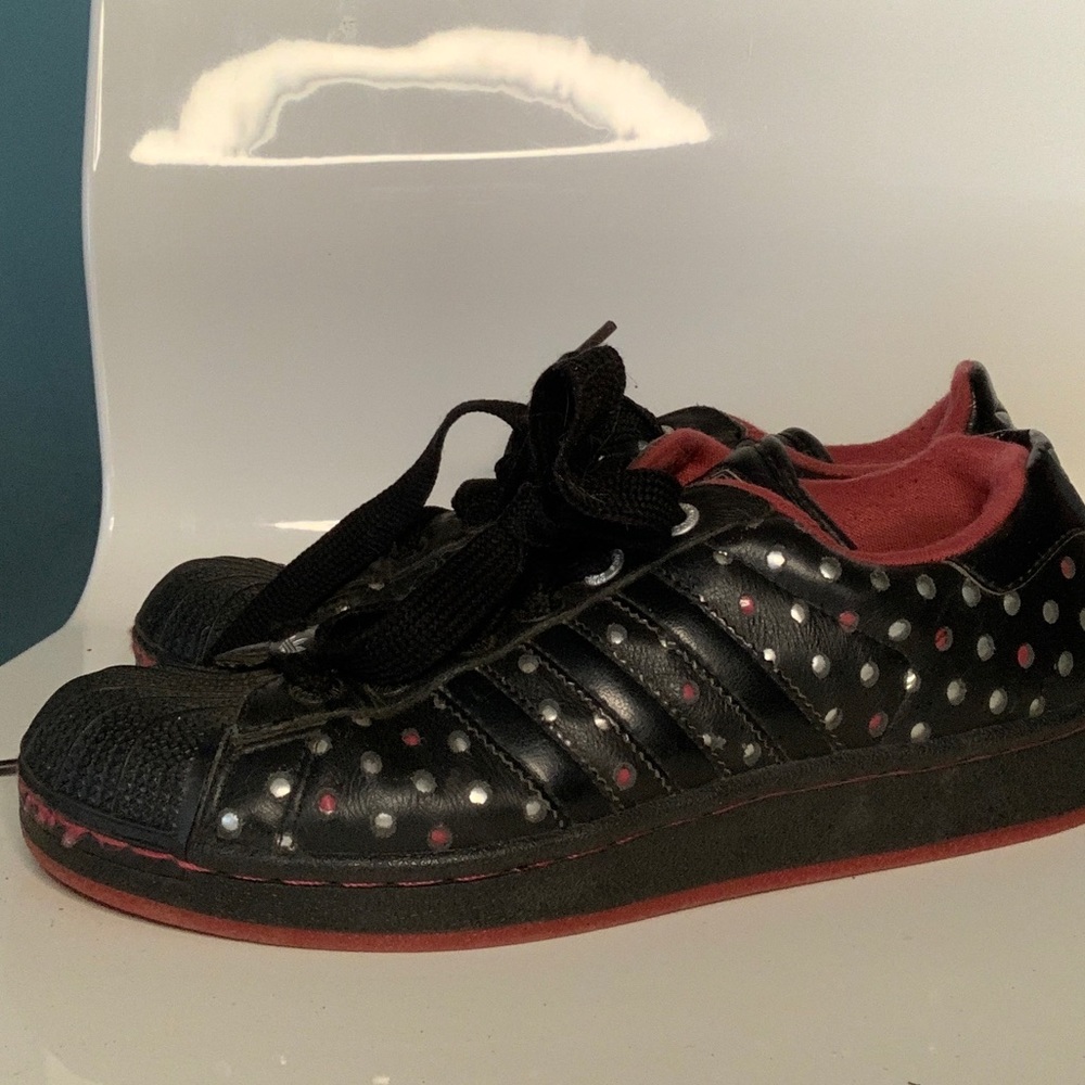 Vintage pink and black adidas